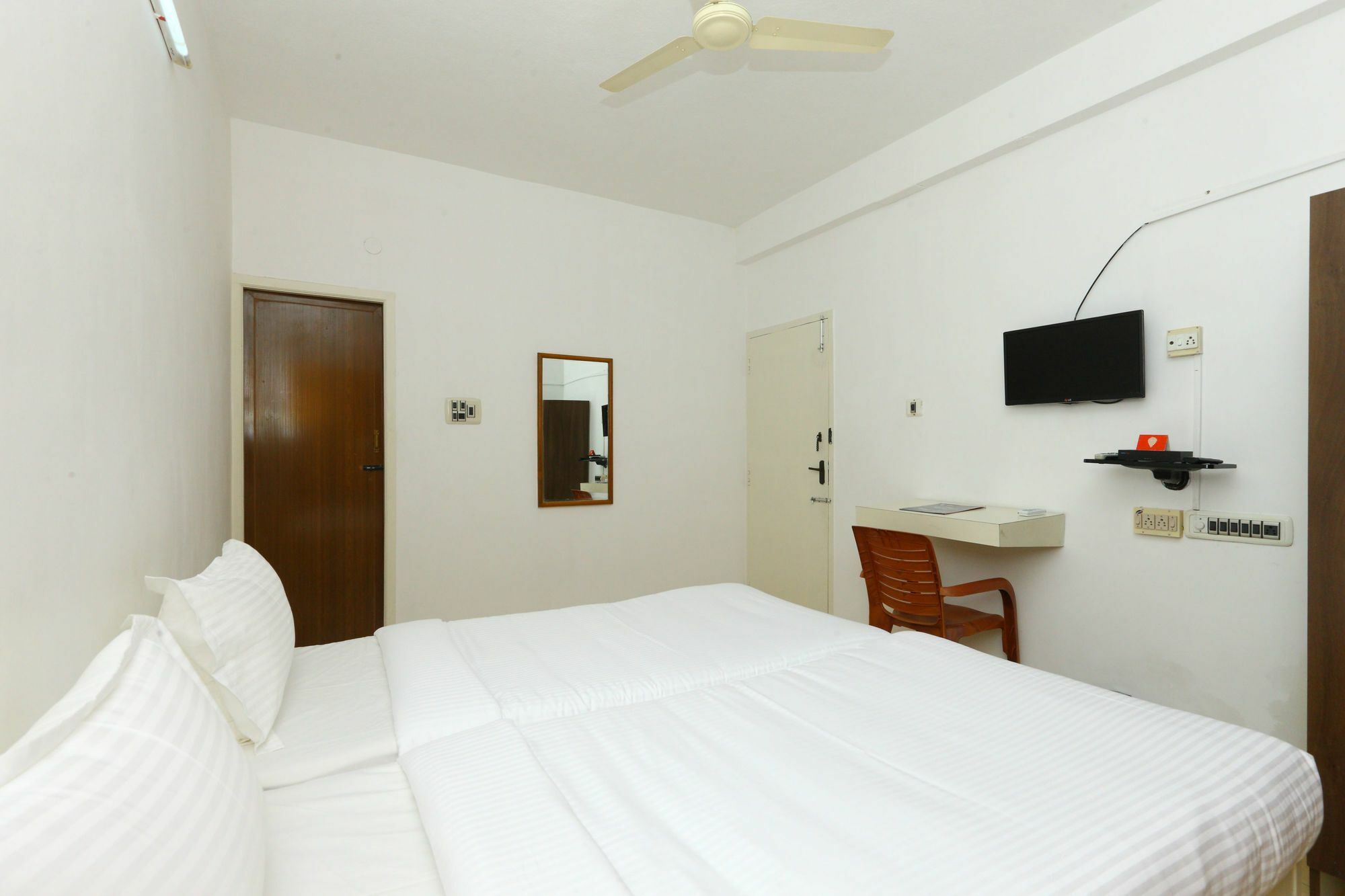 Oyo 9261 Spl Serviced Apartments Sholinganallur Siruseri Zewnętrze zdjęcie